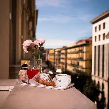 Oda ve Kahvaltı Depretis19 Napoli